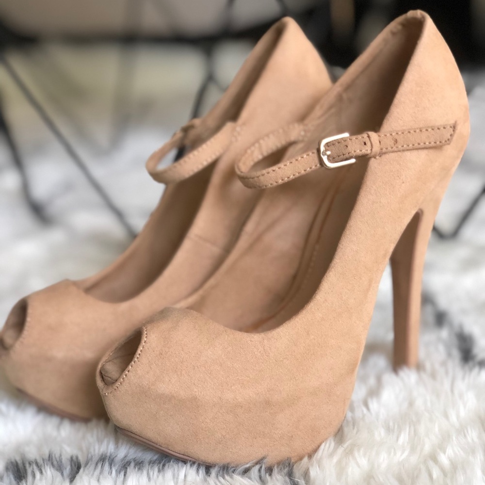 Bershka Pumps